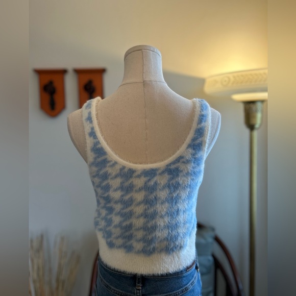 Aeropostale Crop - Picture 2 of 5